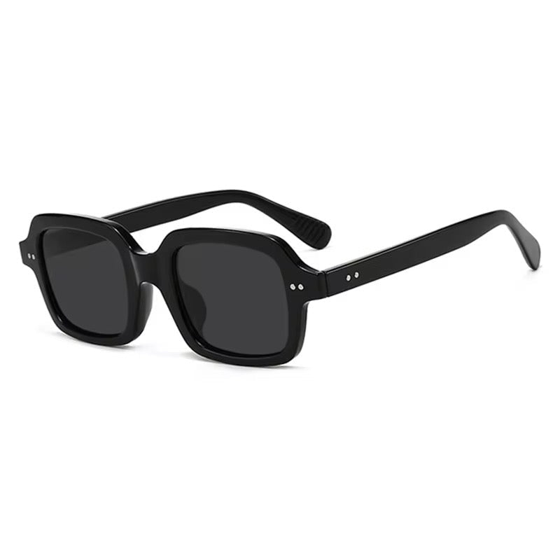 Edge Black