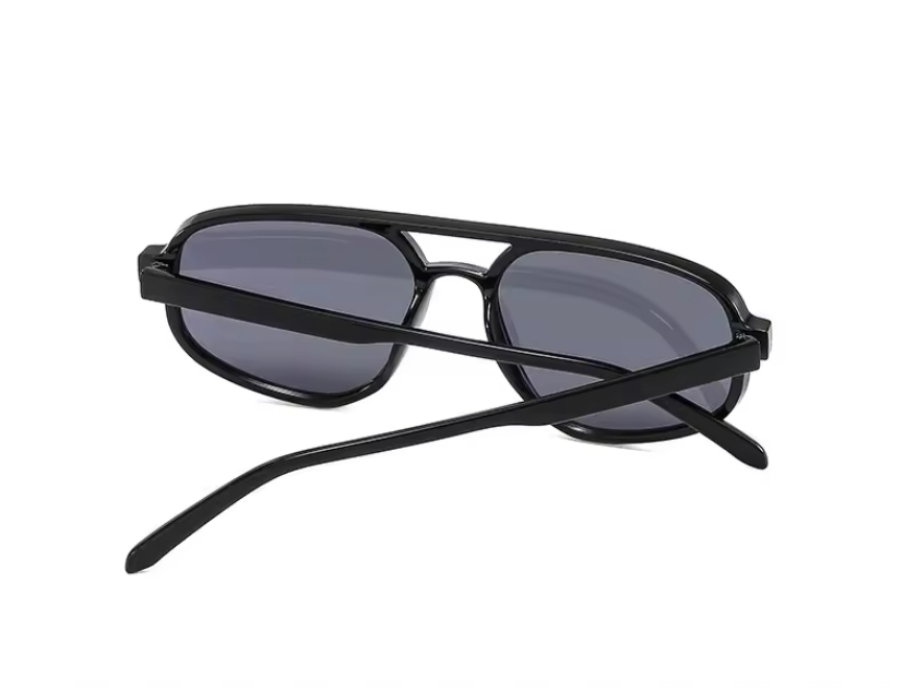 Kivo Black