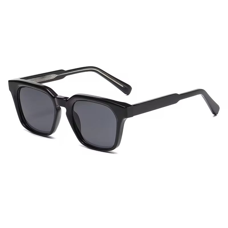 Zaro Black
